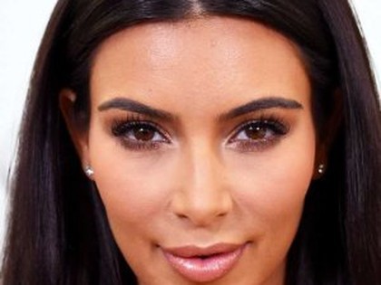 Το καθαρό κέρδος της Kim Kardashian και πώς έκανε τα χρήματά της